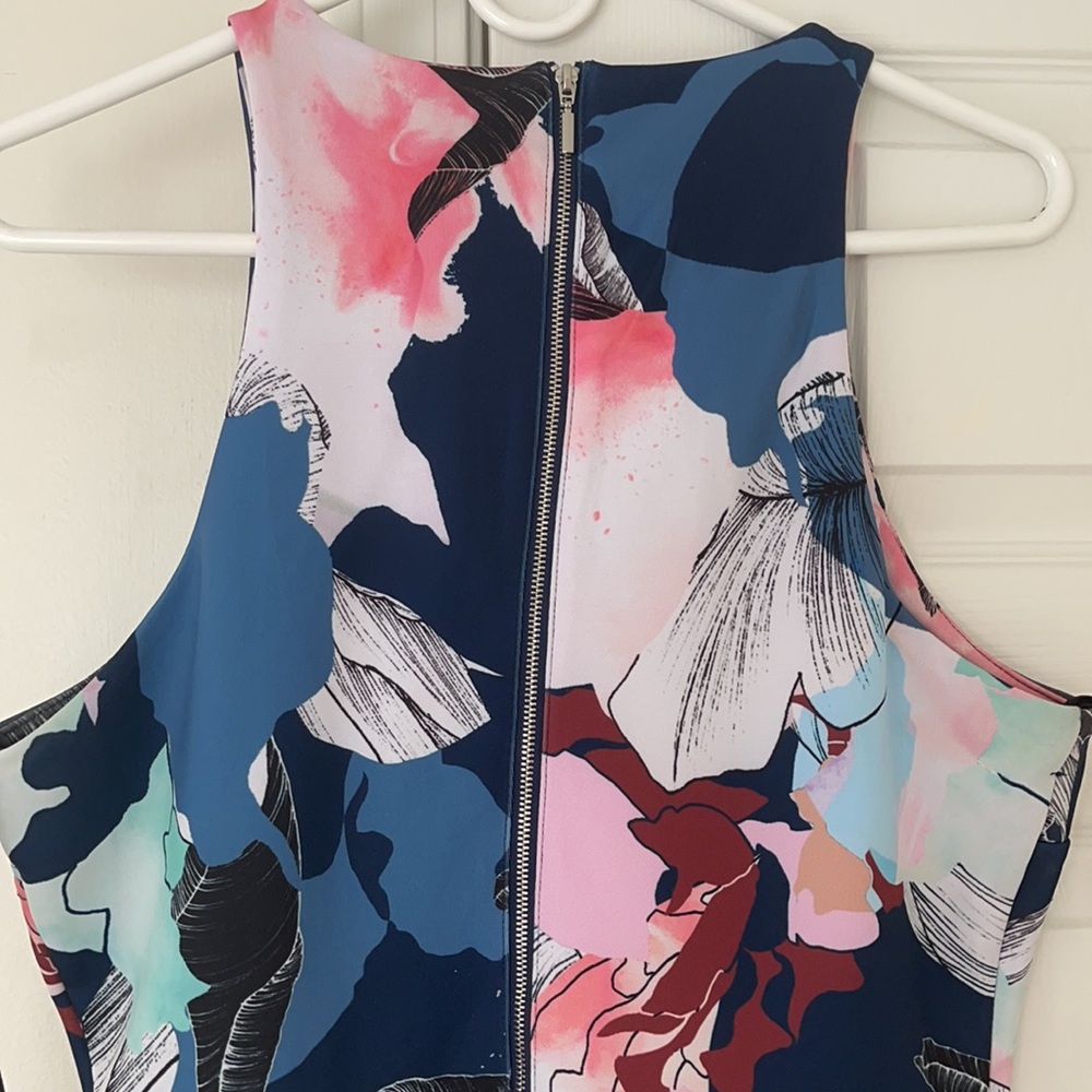Dress! - Picture 4 of 4